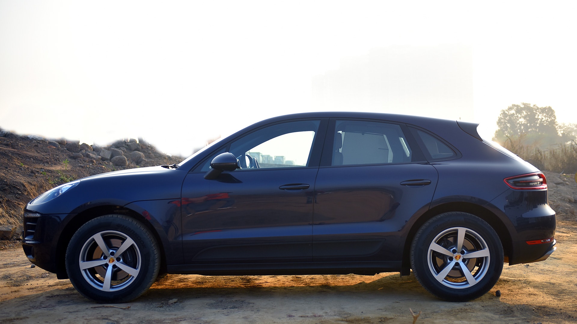 Porsche Macan 2016 R4 Exterior